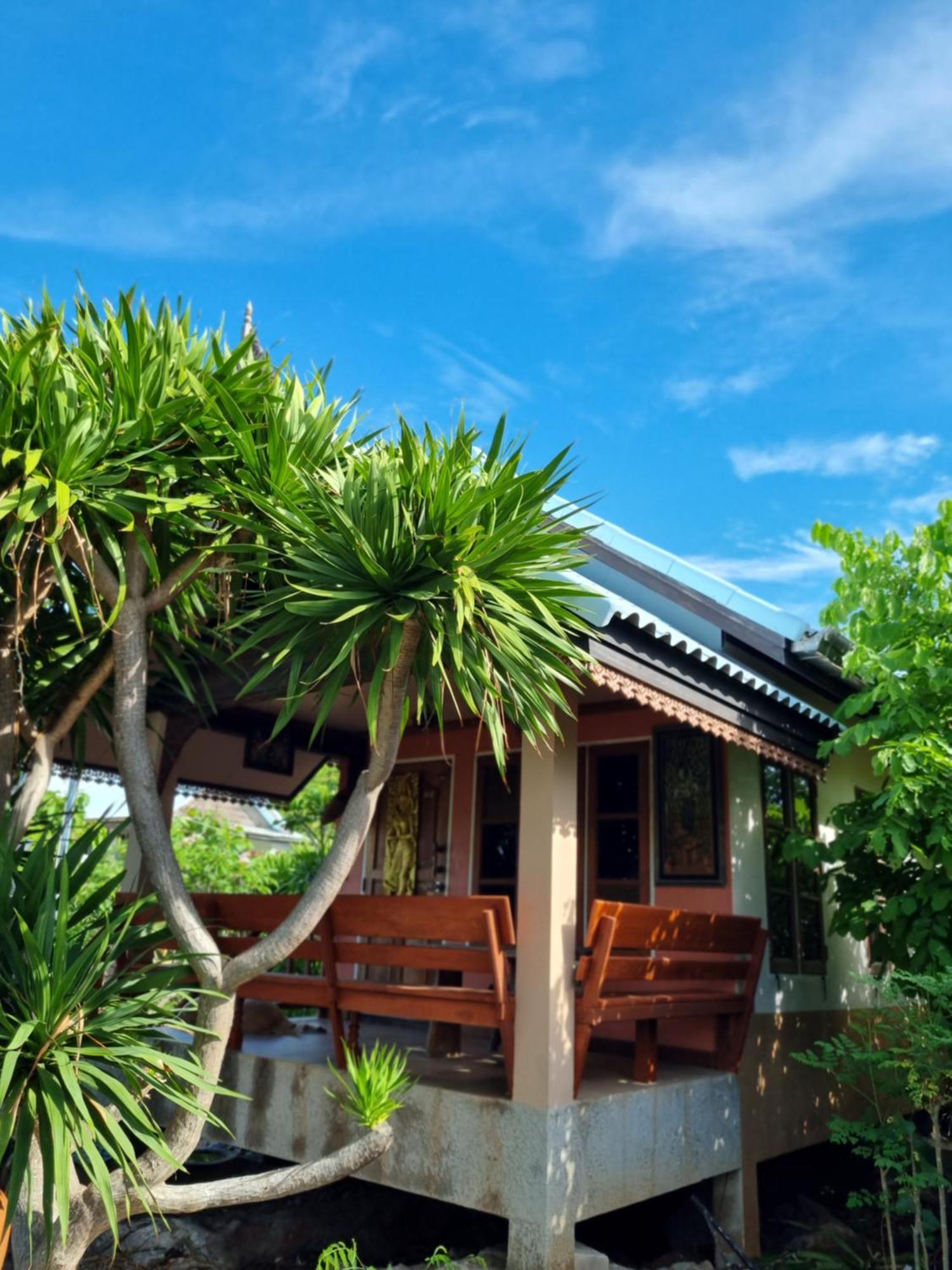 Hello Sichang Bungalow Ko Si Chang Quarto foto